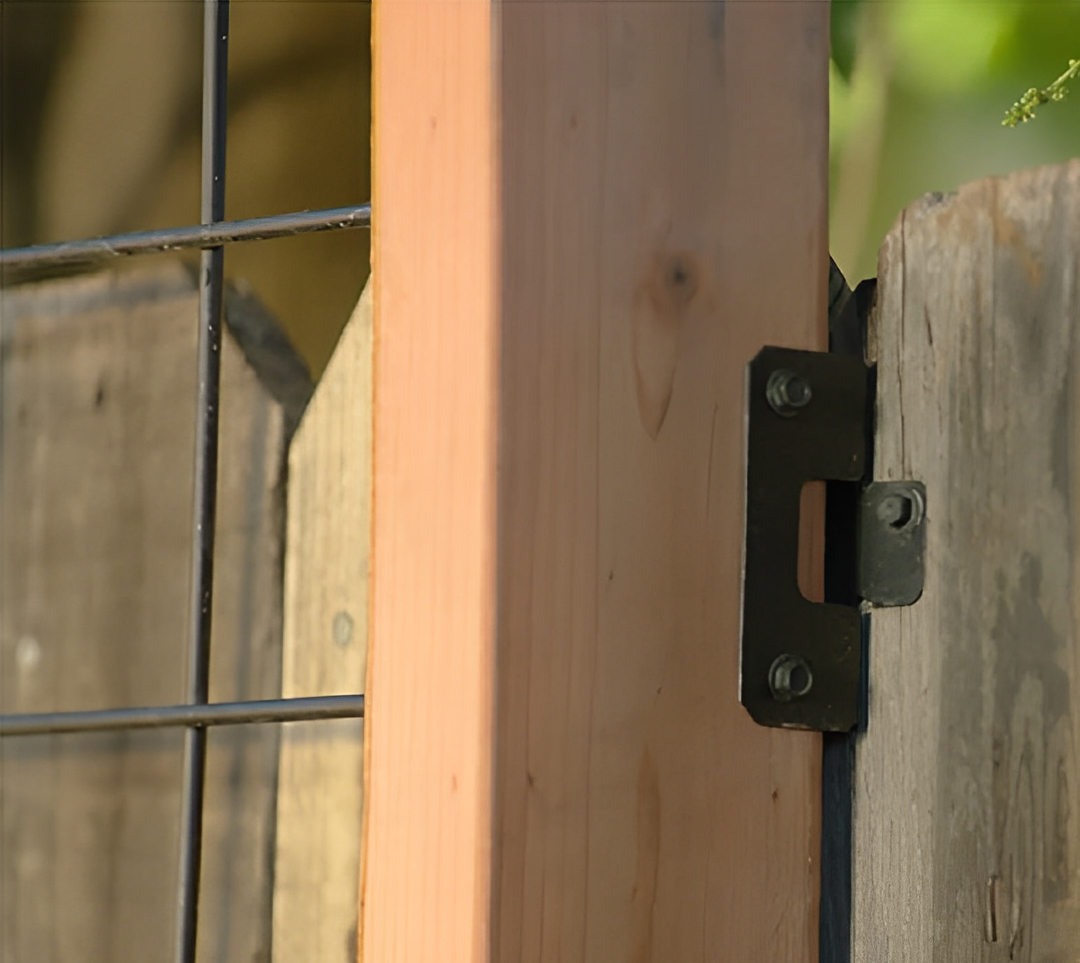 Attach the trellis to the fence using (4) APRTR rail connectors 
