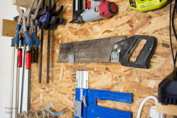 DIY Garagen-Wand-Aufbewahrungssystem