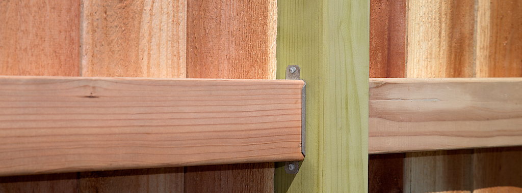 What Are the Components of a Strong Wooden Fence?