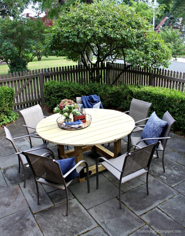 To Build A Round Outdoor Dining Table, Circular Patio Table