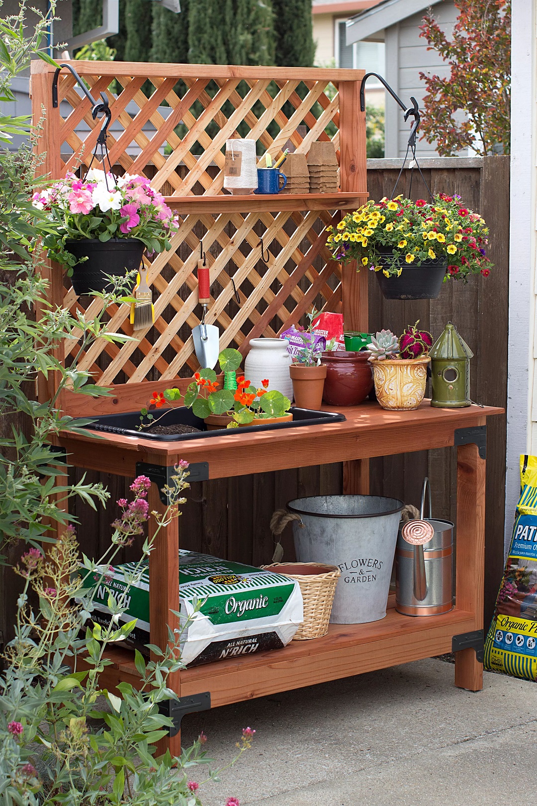 diy: how to build an outdoor potting bench - building strong