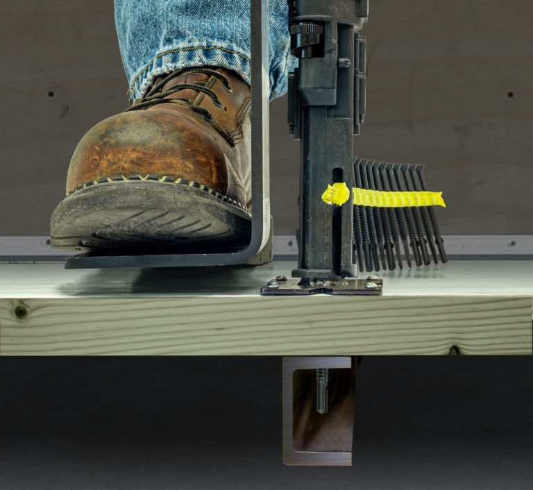 StrongDrive® TF WOODTOSTEEL Screw Installation Cutaway Building Strong