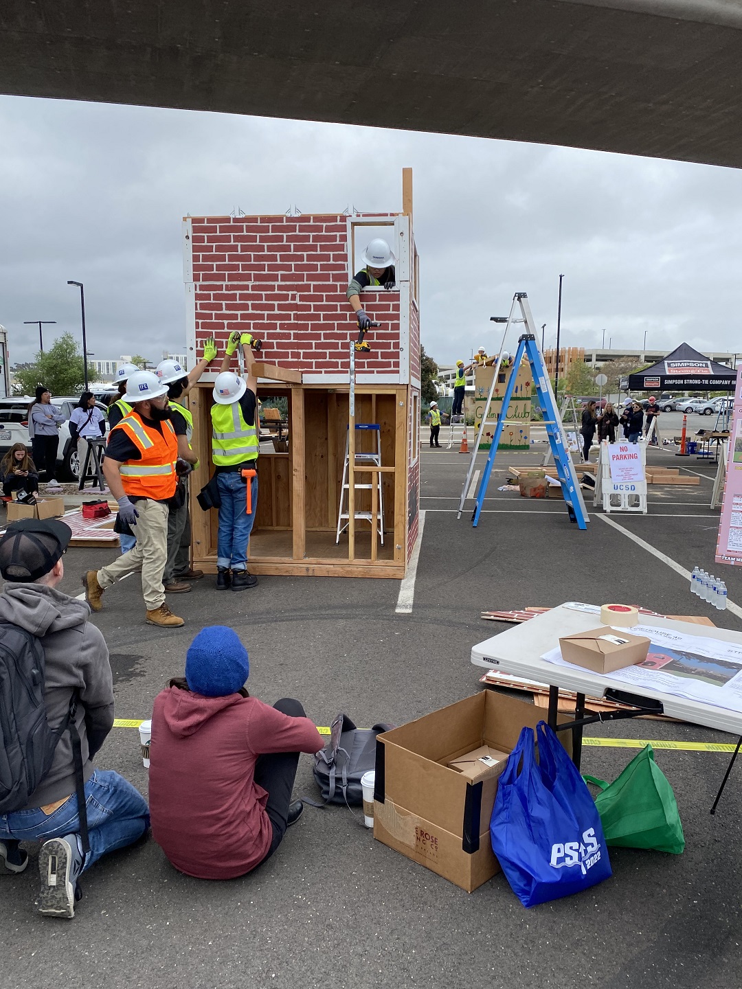 Students on site at the Timber-Strong Build Competition