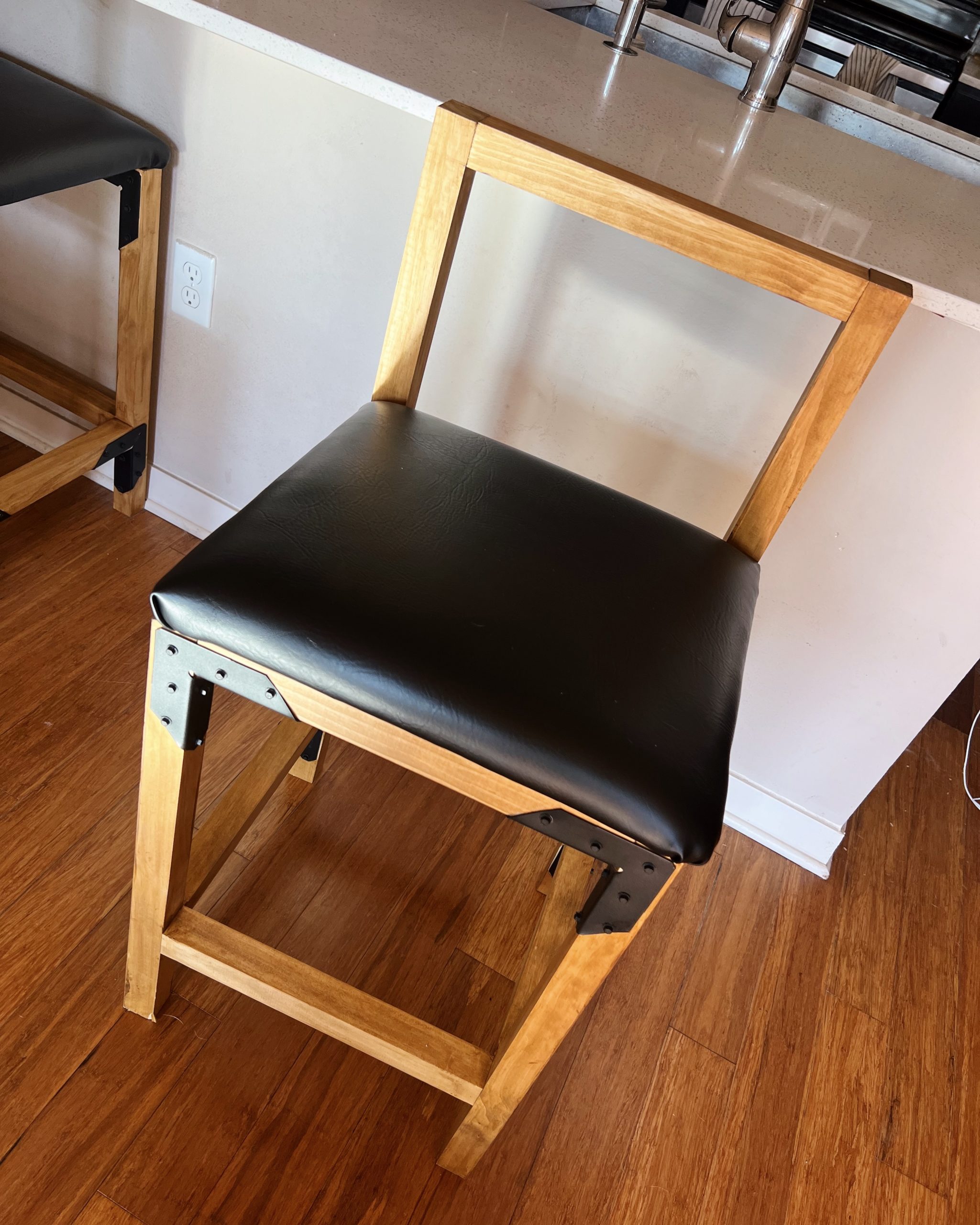 DIY counter bar stool cushioned seat