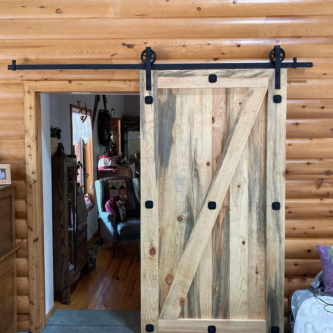 Lakeslab Outdoor Accents Barn Door 