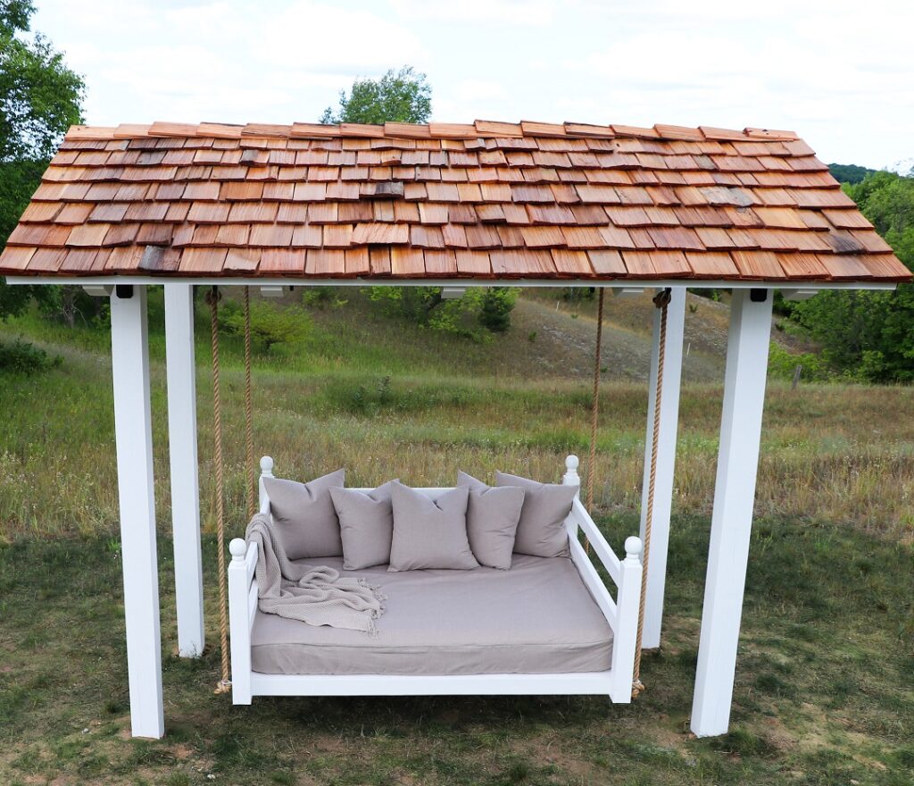 DIY Covered Daybed Swing