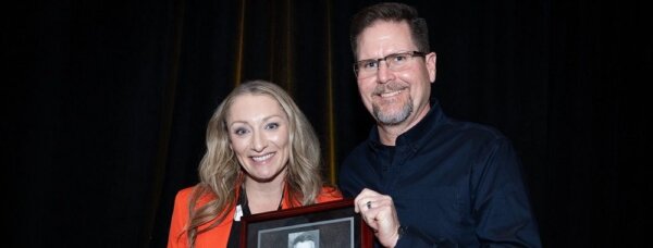 Driving Sales Despite Stereotypes: Thriving As a Female Salesperson in a Male-Dominated Industry