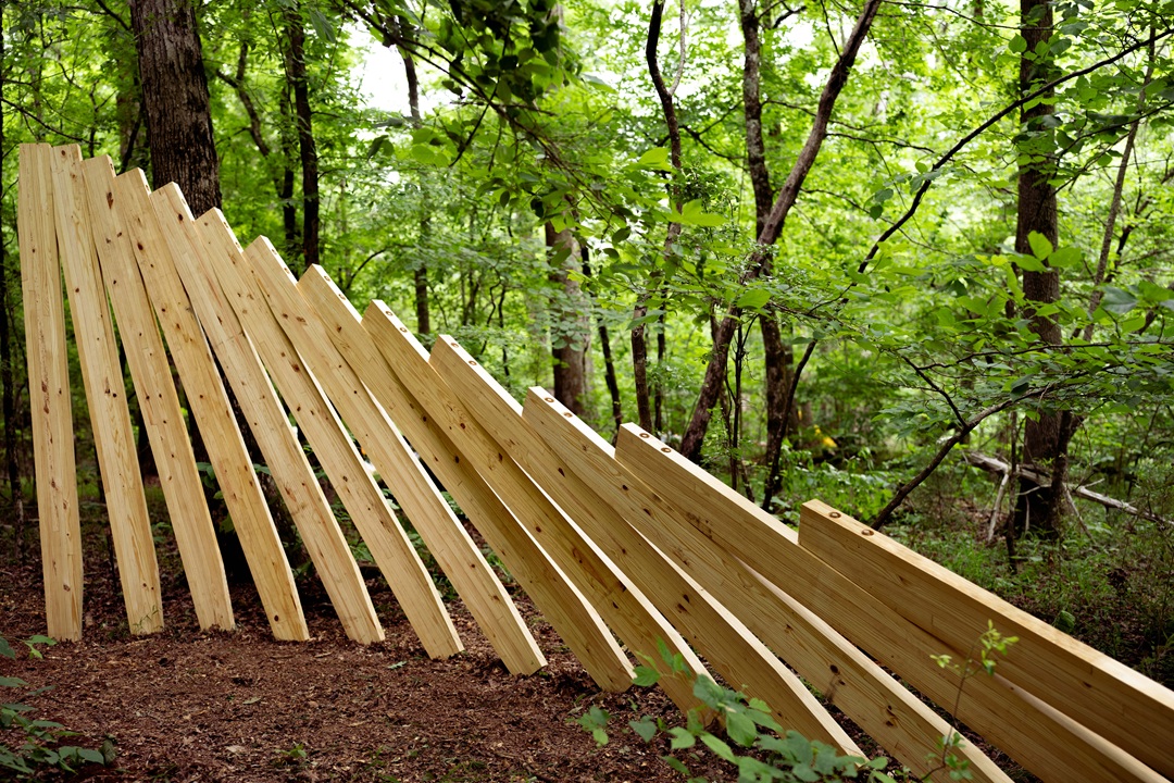 StickBuilt ‘25 project, where students explored sustainable timber design through hands-on building in the Alabama woods.© C.W. Newell Photography